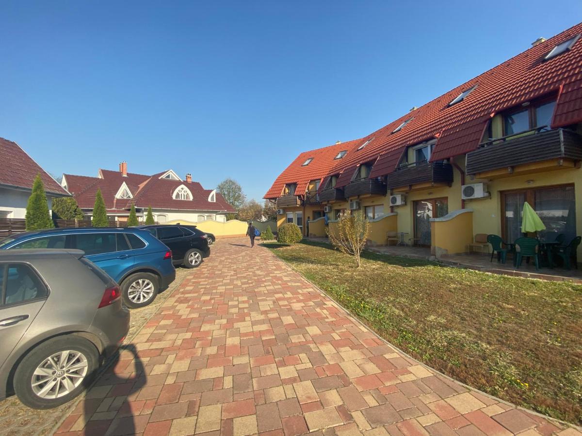 Mimi Apartman Lejlighed Gyula Eksteriør billede
